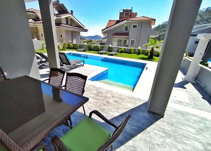 Goecek Marin B 4+1 Villa, Oezel Havuzlu Fethiye